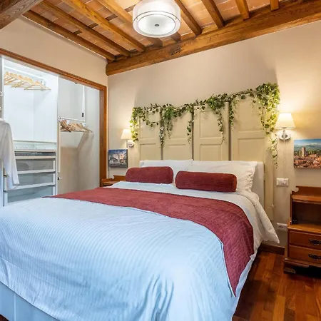 Vakantiehuis Stunning In With Jacuzzi
