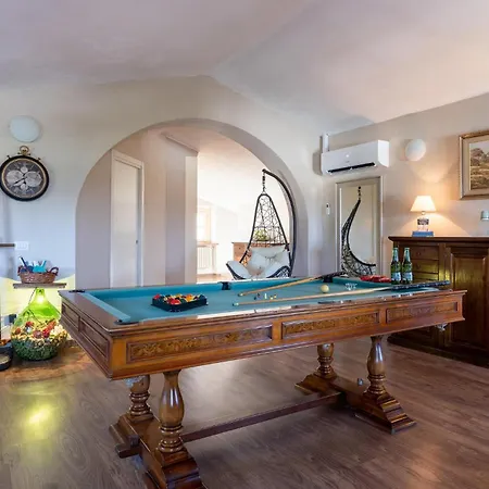 Stunning In With Jacuzzi Vakantiehuis *