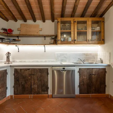 Stunning In With Jacuzzi * Capannori