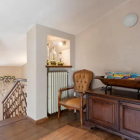 Stunning In With Jacuzzi Vakantiehuis Capannori